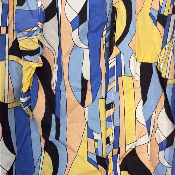 Colorful Abstract Pattern Blouse - Picture 3 of 4